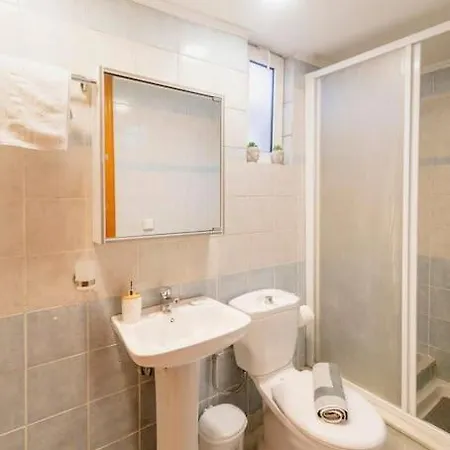 度假居 Louis House