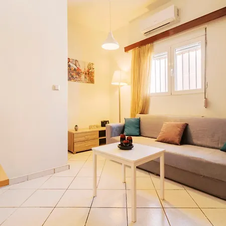 Nyaraló Louis House *