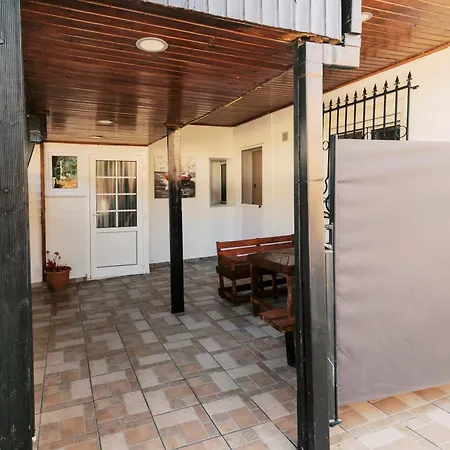 Louis House 度假居 Rhodes City