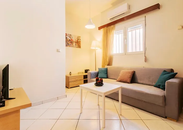 Tatil Evi Louis House *