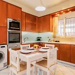 Louis House Дом отдыха