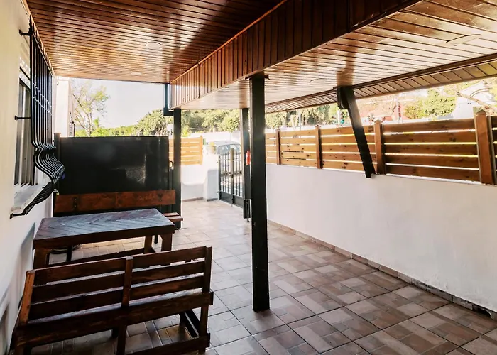 Louis House בית נופש *