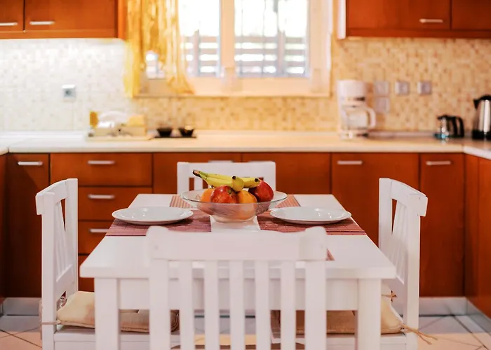 Louis House בית נופש עיר רודוס