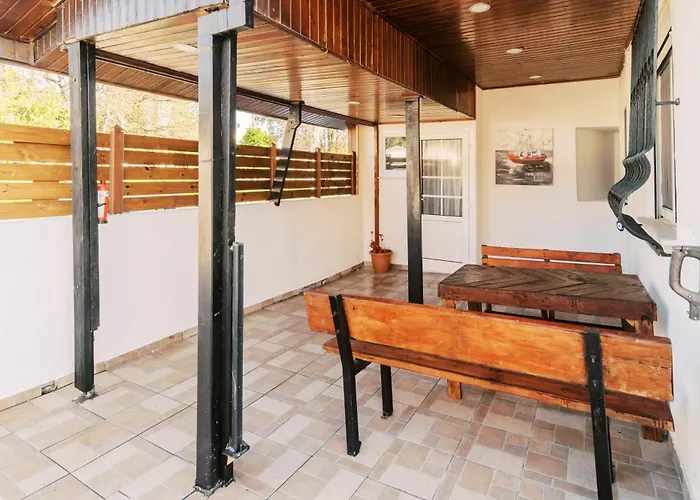 בית נופש Louis House *